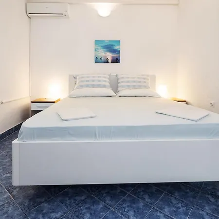 Sea View7 *